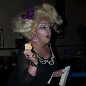 Meet your Posher, Edda